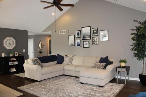 104 E Main St, Stanford, IL 61774 photo 8