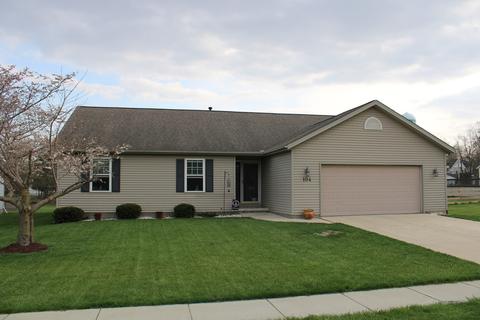 104 E Main St, Stanford, IL 61774 photo 1