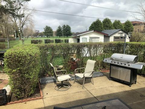 60 Lloyd St, Cary, IL 60013 photo 2