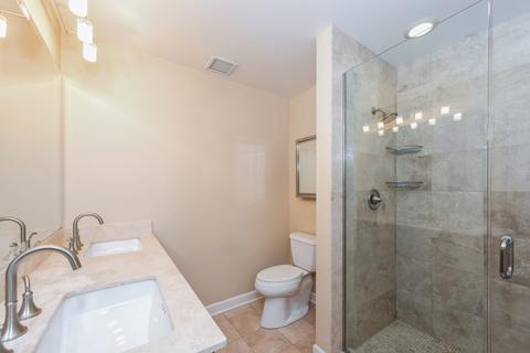 100 E 14th St #802, Chicago, IL 60605 photo 8