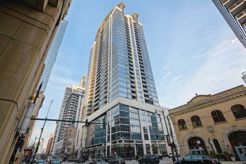 100 E 14th St #802, Chicago, IL 60605 photo 1
