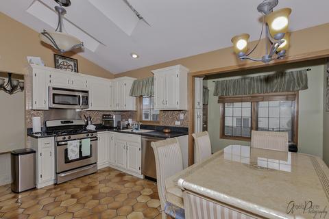 470 Anita Pl, Wheeling, IL 60090 photo 14