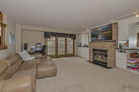 470 Anita Pl, Wheeling, IL 60090 photo 21