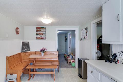 308 E Park St, Minier, IL 61759 photo 9