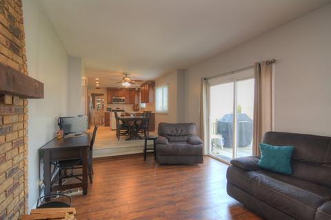 1000 Freeman Rd, Hoffman Estates, IL 60192 photo 15