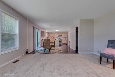 275 Cardiff Dr, Algonquin, IL 60102 photo 15