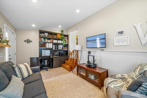 616 Main St, Batavia, IL 60510 photo 2