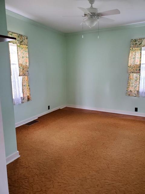 217 Thomas St, Henry, IL 61537 photo 11