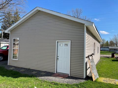 108 E Jefferson St, Gardner, IL 60424 photo 3