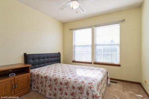 107 Forestview Ln, Aurora, IL 60502 photo 13