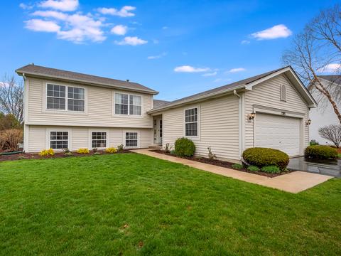 7203 Waterman Ct, Plainfield, IL 60586 photo 1
