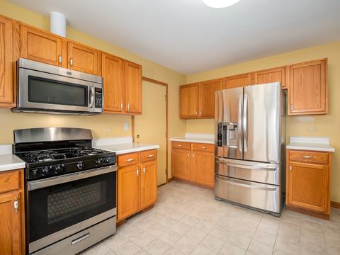 7203 Waterman Ct, Plainfield, IL 60586 photo 7