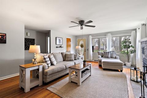 513 S Curtis Ave, Kankakee, IL 60901 photo 3
