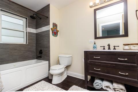 4518 W 84th Pl, Chicago, IL 60652 photo 16