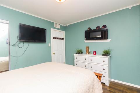 4518 W 84th Pl, Chicago, IL 60652 photo 11