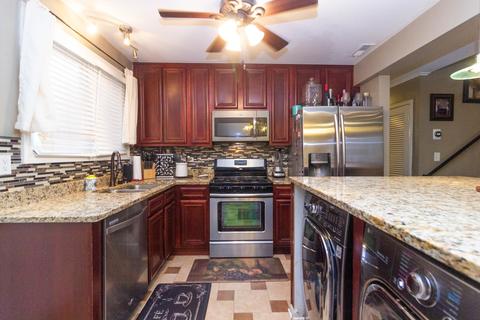 4518 W 84th Pl, Chicago, IL 60652 photo 8
