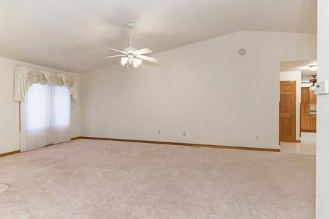315 E 7th St #N1, Gridley, IL 61744 photo 4