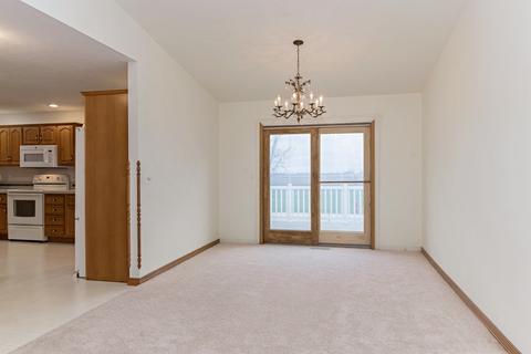 315 E 7th St #N1, Gridley, IL 61744 photo 9