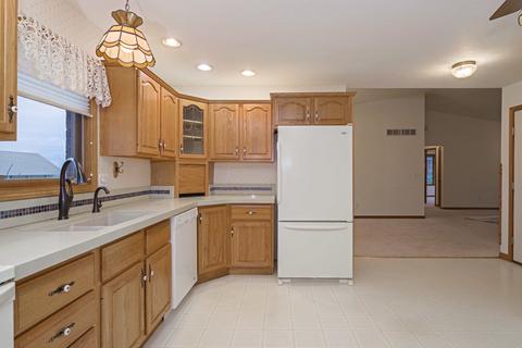 315 E 7th St #N1, Gridley, IL 61744 photo 8