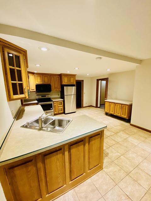 409 Everett St, Dixon, IL 61021 photo 4