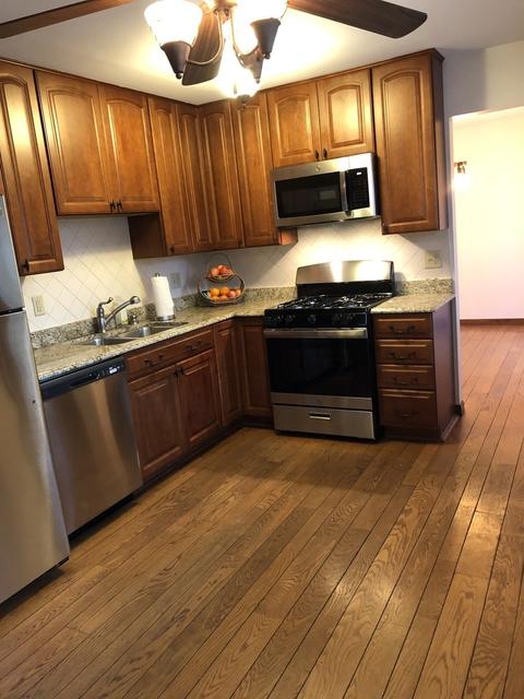 530 Colonial Ct, Algonquin, IL 60102 photo 3