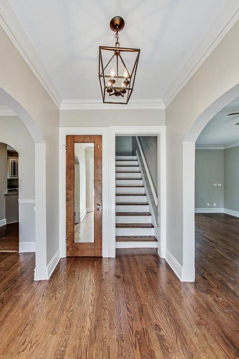 505 E Liberty Dr, Wheaton, IL 60187 photo 4