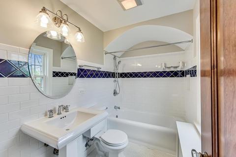 505 E Liberty Dr, Wheaton, IL 60187 photo 31