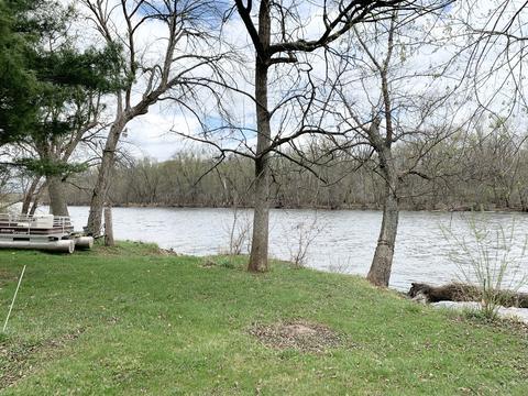 512 N Eagle Island Rd, Kankakee, IL 60901 photo 2