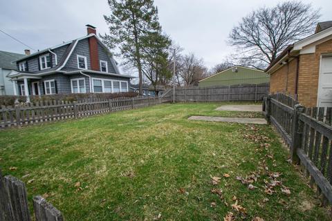 649 N Spring St, Elgin, IL 60120 photo 7
