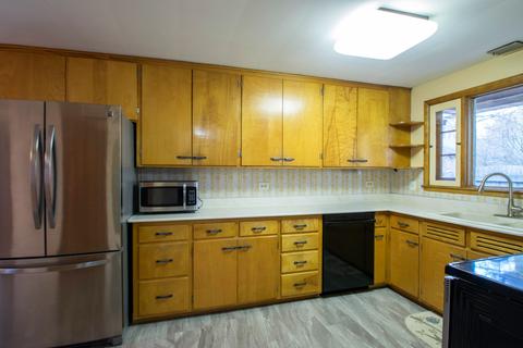 649 N Spring St, Elgin, IL 60120 photo 26