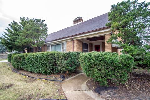 649 N Spring St, Elgin, IL 60120 photo 1