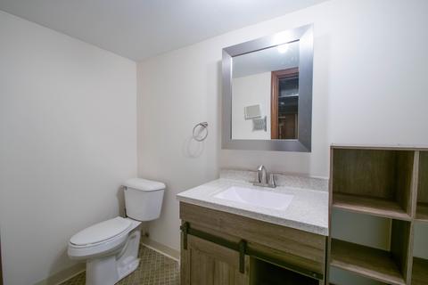 649 N Spring St, Elgin, IL 60120 photo 44