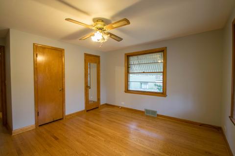 649 N Spring St, Elgin, IL 60120 photo 37