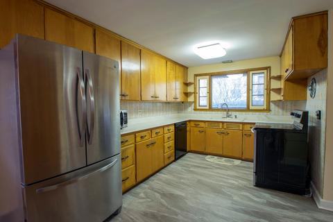 649 N Spring St, Elgin, IL 60120 photo 24