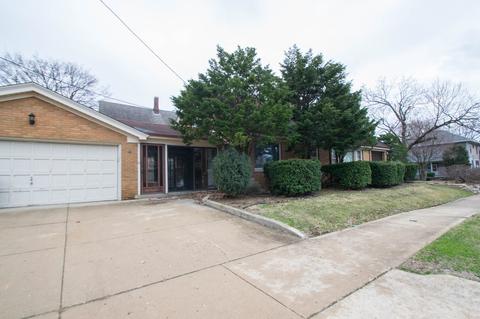 649 N Spring St, Elgin, IL 60120 photo 6