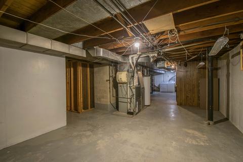 649 N Spring St, Elgin, IL 60120 photo 43