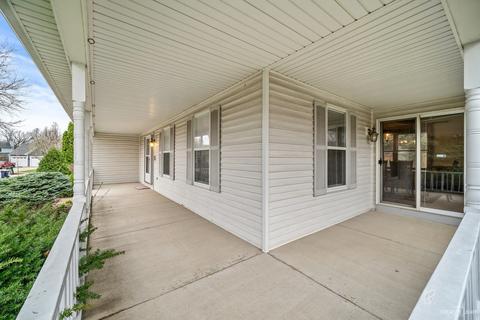 753 Cheyenne Ct, Elgin, IL 60123 photo 26