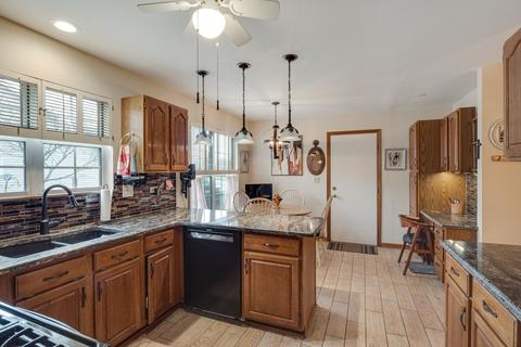 21038 W Hazelnut Ln, Plainfield, IL 60544 photo 6