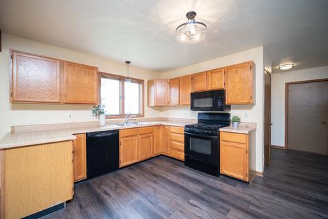 3101 W Bretons Dr, Mchenry, IL 60050 photo 10