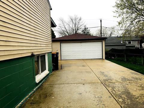 116 Willow Rd, Streamwood, IL 60107 photo 3