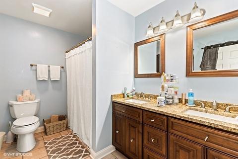 4667 Middle Rd, Gurnee, IL 60031 photo 10
