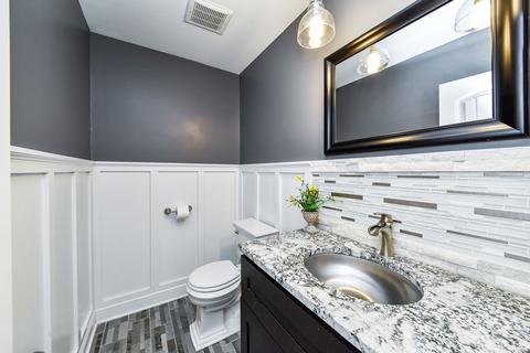1880 Cheshire Ln, Wheaton, IL 60189 photo 18
