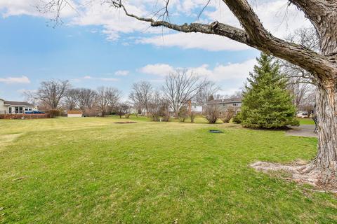 1880 Cheshire Ln, Wheaton, IL 60189 photo 32