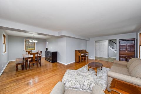 1880 Cheshire Ln, Wheaton, IL 60189 photo 6