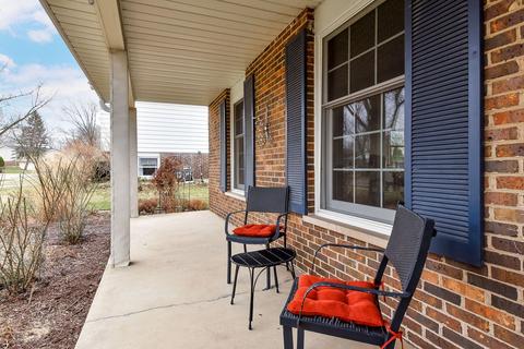 1880 Cheshire Ln, Wheaton, IL 60189 photo 35