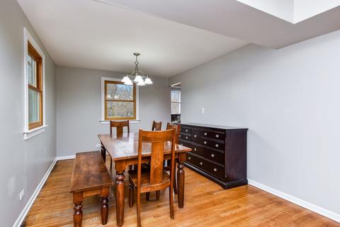 1880 Cheshire Ln, Wheaton, IL 60189 photo 8