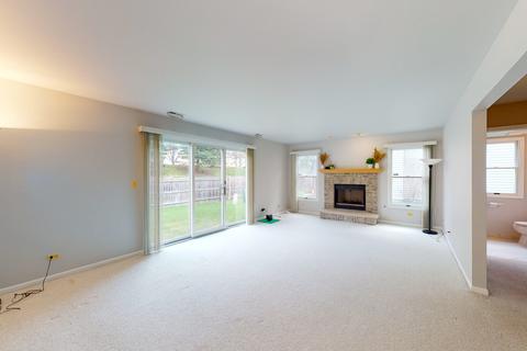 120 Picardy Ln, Wheeling, IL 60090 photo 9