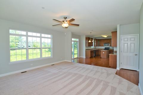 5979 Mackinac Ln, Hoffman Estates, IL 60192 photo 13