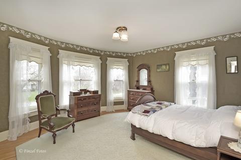 10216 Main St, Hebron, IL 60034 photo 16
