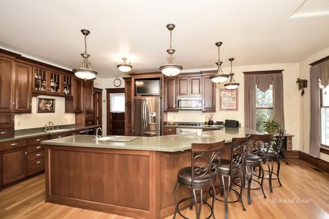10216 Main St, Hebron, IL 60034 photo 4